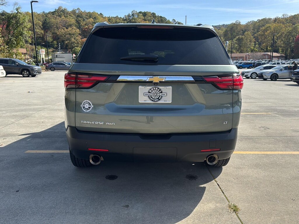 Used 2022 Chevrolet Traverse LT Cloth SUV