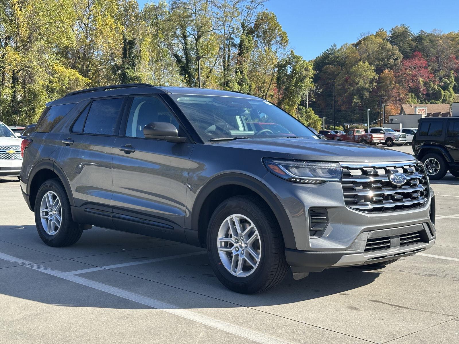 2026 Ford Explorer Active's photo