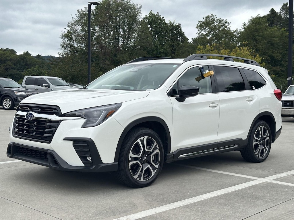 Used 2024 Subaru Ascent Limited SUV