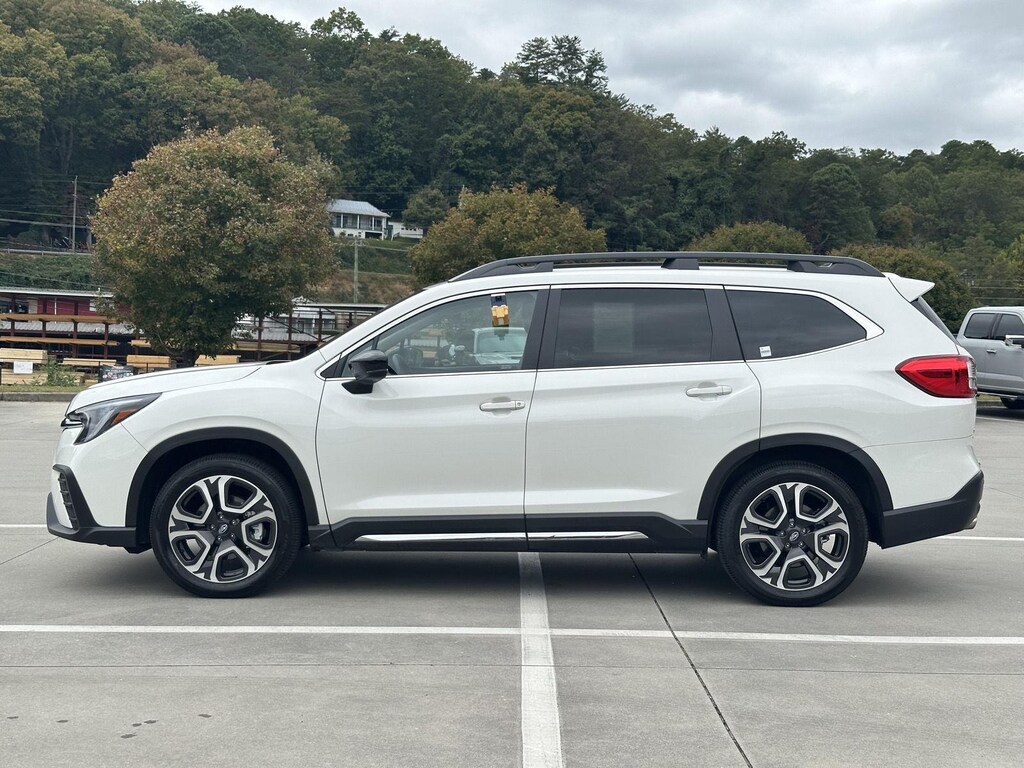 Used 2024 Subaru Ascent Limited SUV