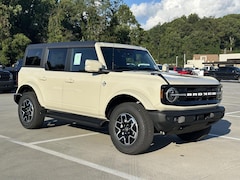 2025 Ford Bronco Outer Banks SUV