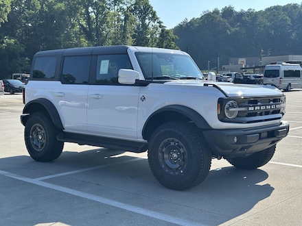 2025 Ford Bronco Outer Banks SUV