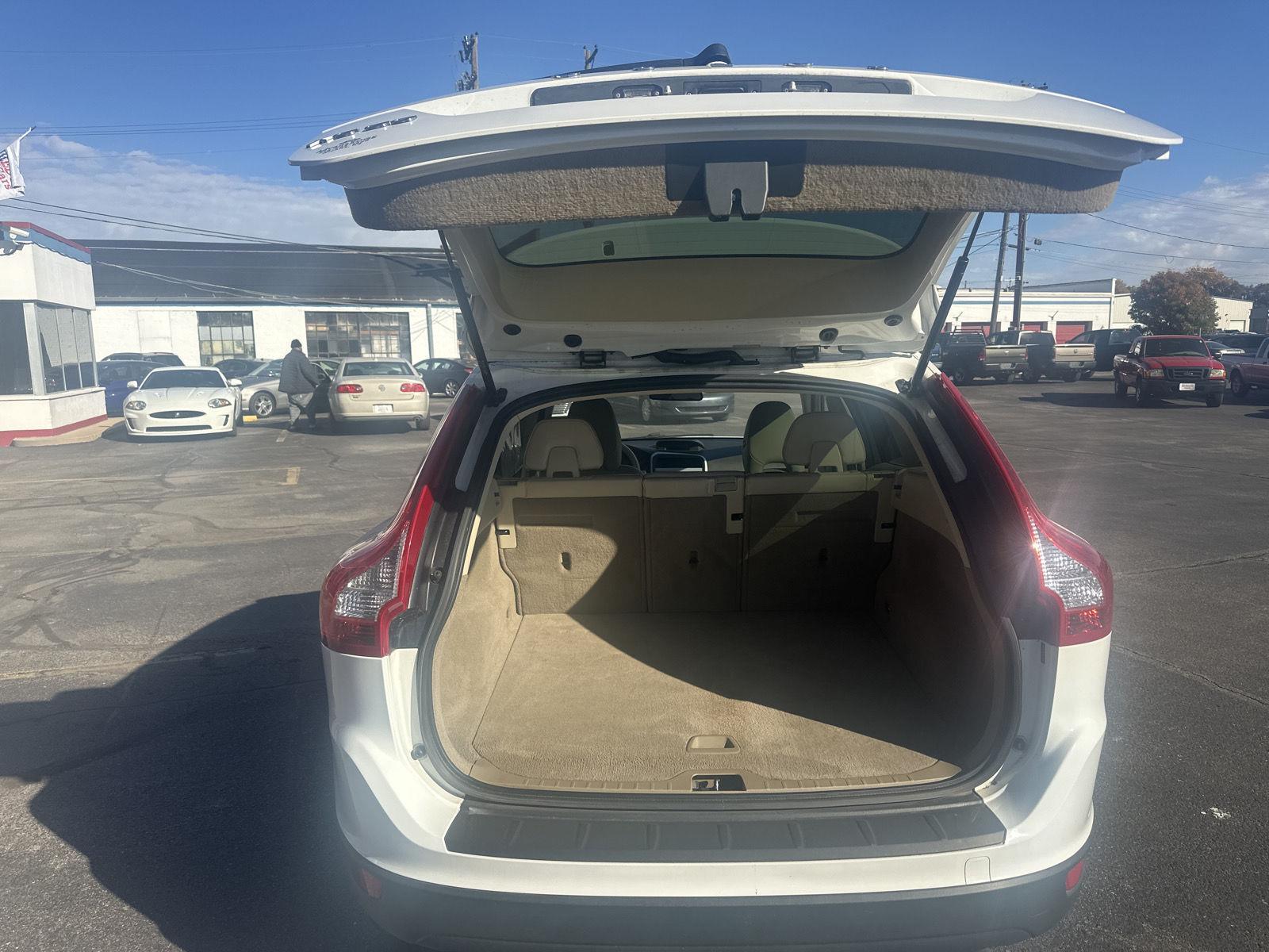 2011 Volvo XC60 3.2 - Photo 12