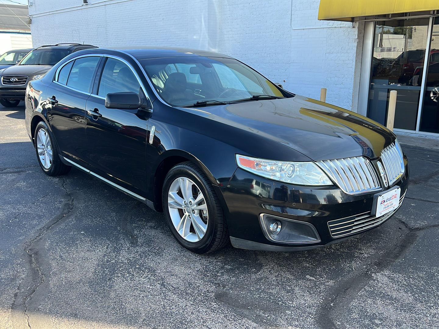 2011 Lincoln MKS Base