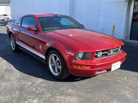 2006 Ford Mustang Standard Car