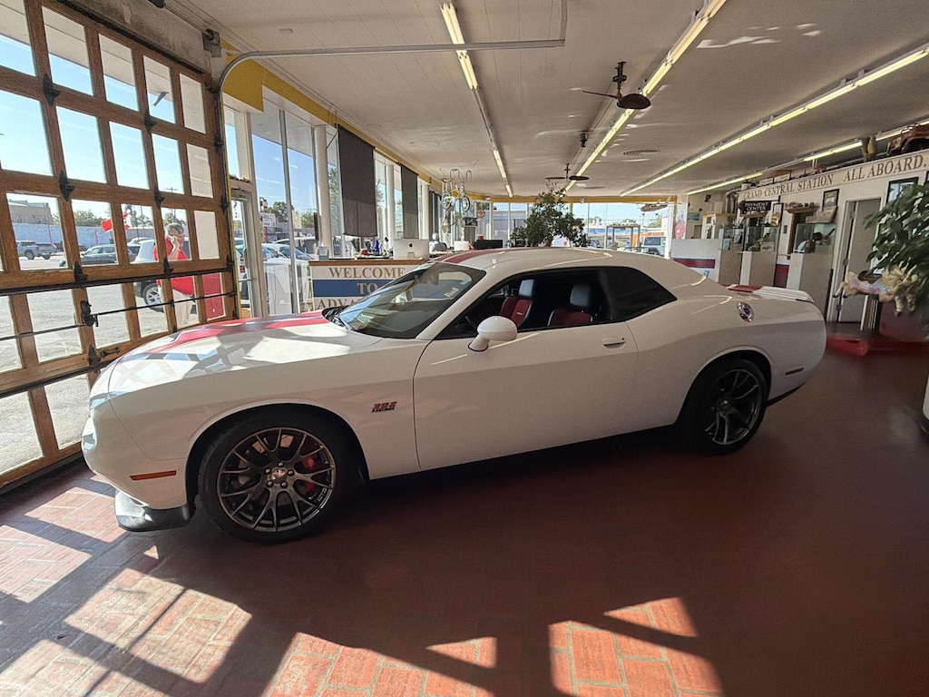 Used 2016 Dodge Challenger SRT 392 Coupe