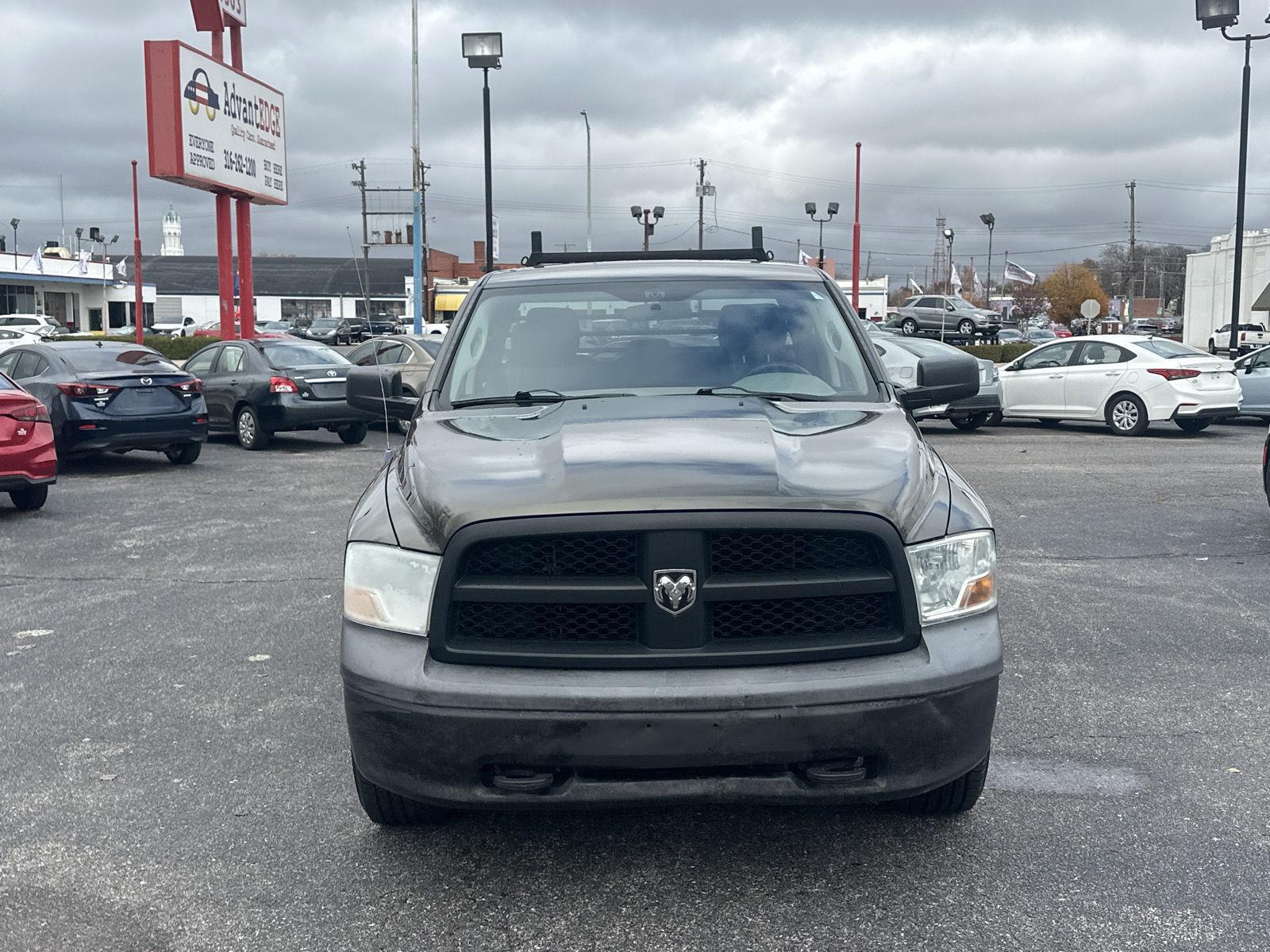 2012 Ram 1500 Tradesman photo 2