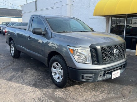 2017 Nissan Titan S Truck