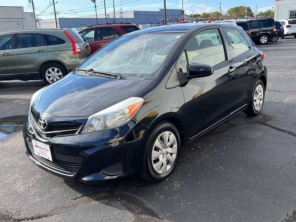 Used 2014 Toyota Yaris L Liftback