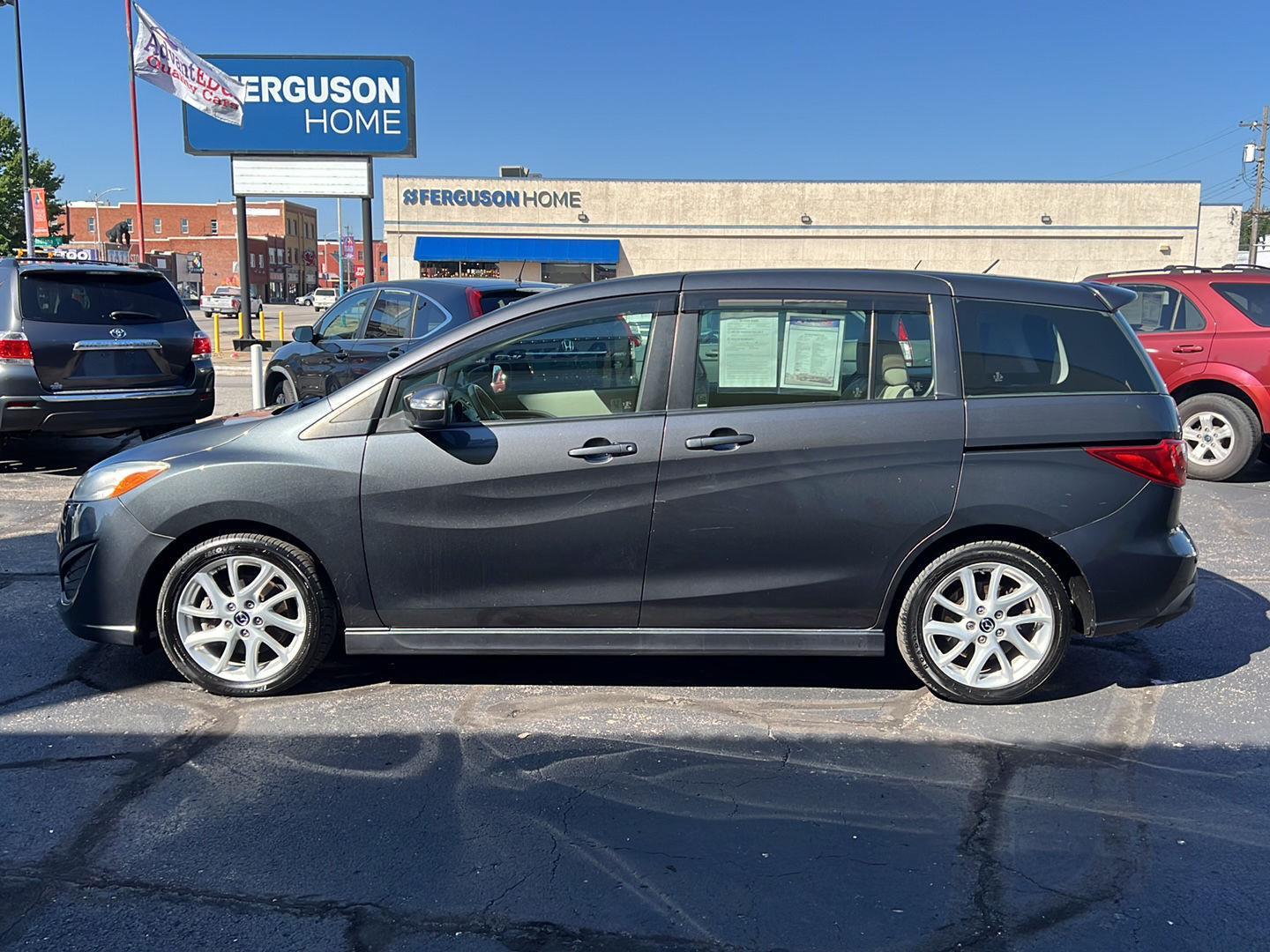 2014 Mazda Mazda5 Touring photo 4