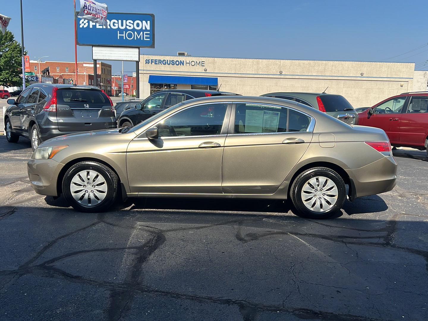 2009 Honda Accord LX photo 4