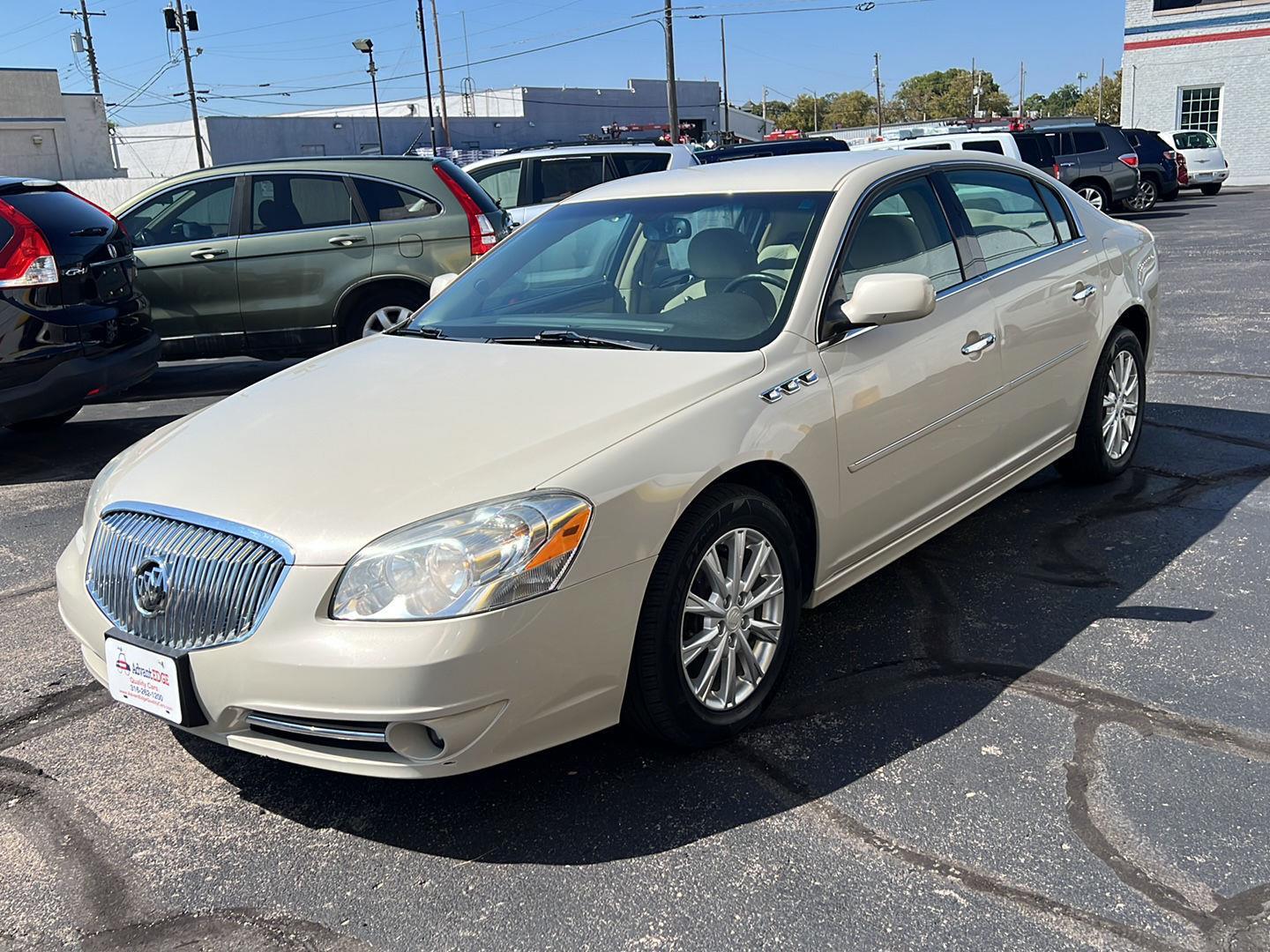 2011 Buick Lucerne CX photo 3