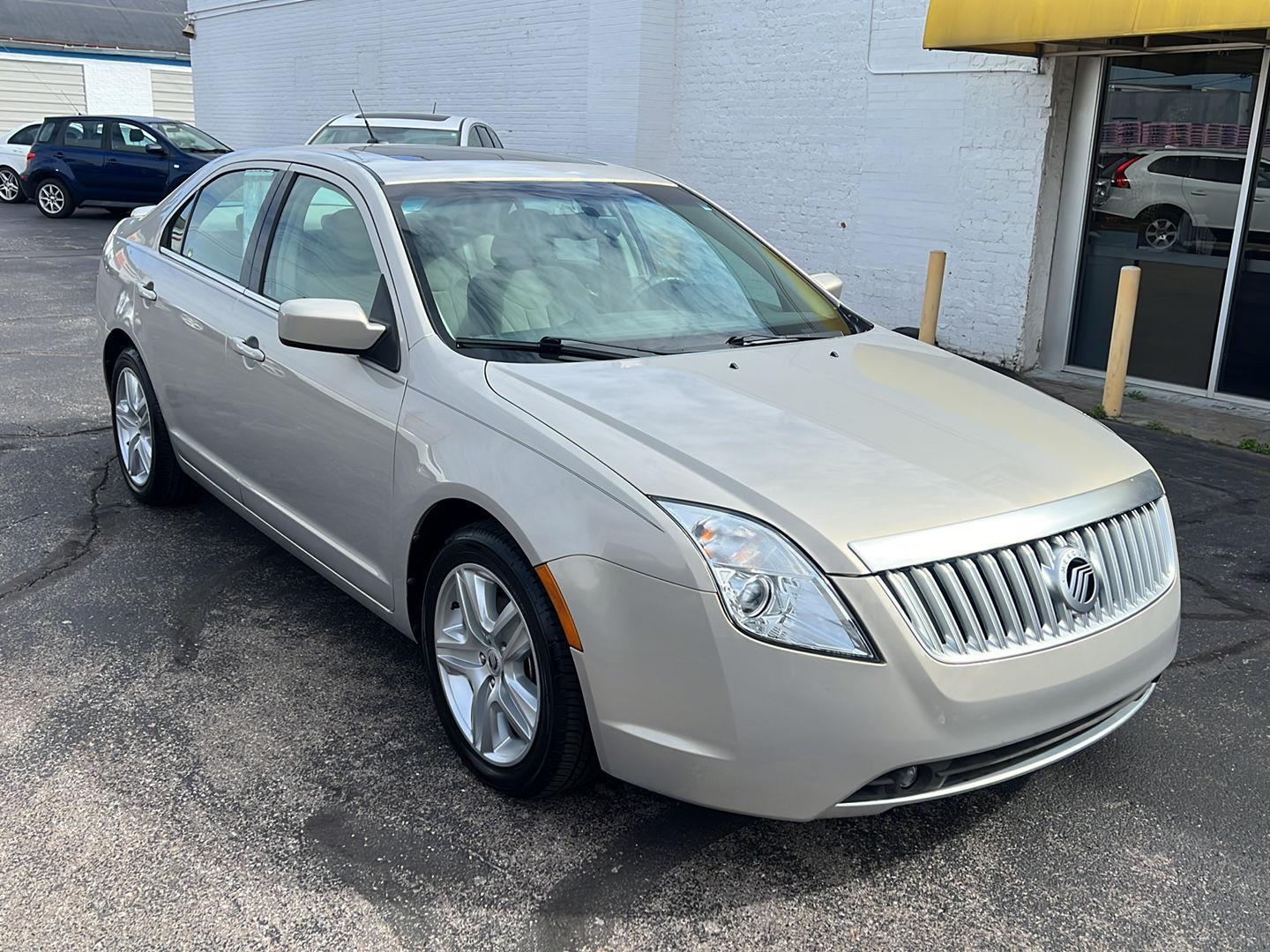 2010 Mercury Milan I4's photo