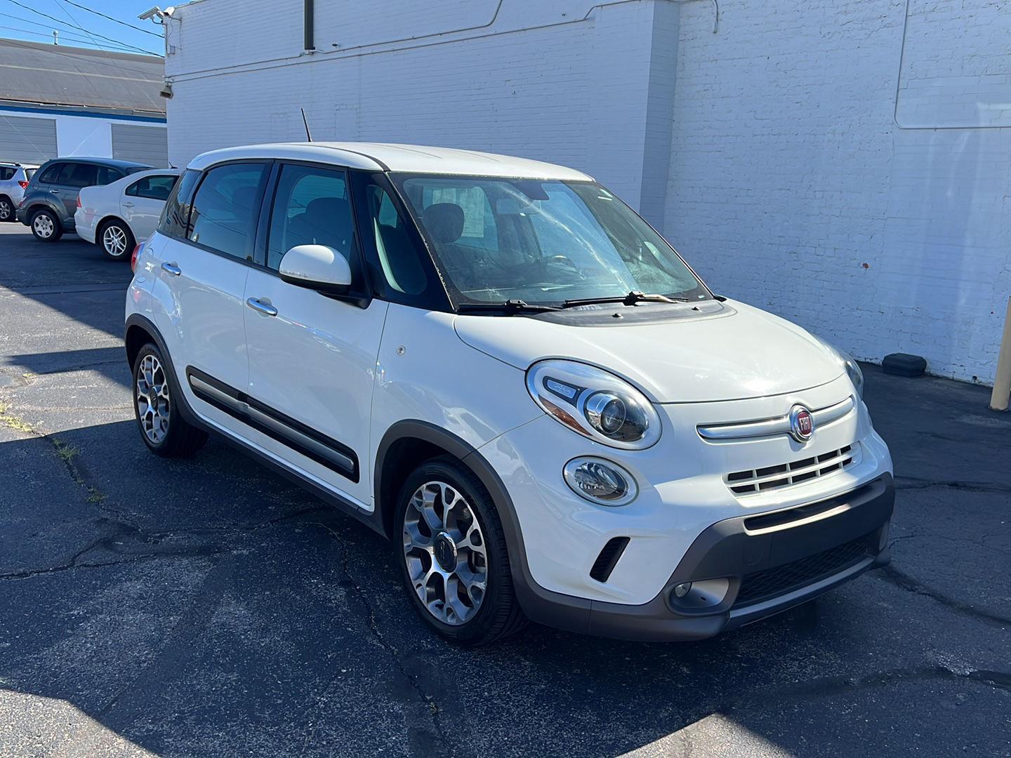 2014 FIAT 500L Trekking's photo