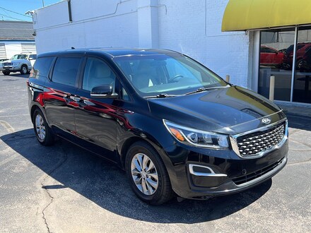 2019 Kia Sedona LX Van