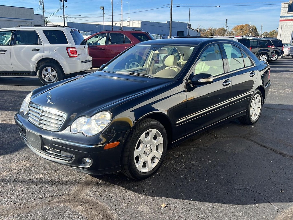 Used 2006 Mercedes-Benz C-Class Luxury Car