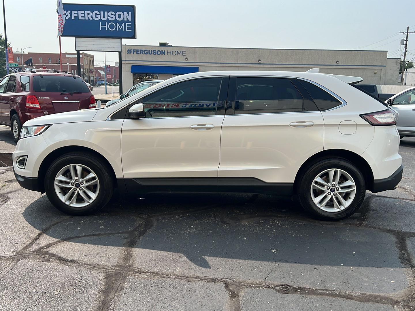 2015 Ford Edge SEL photo 4