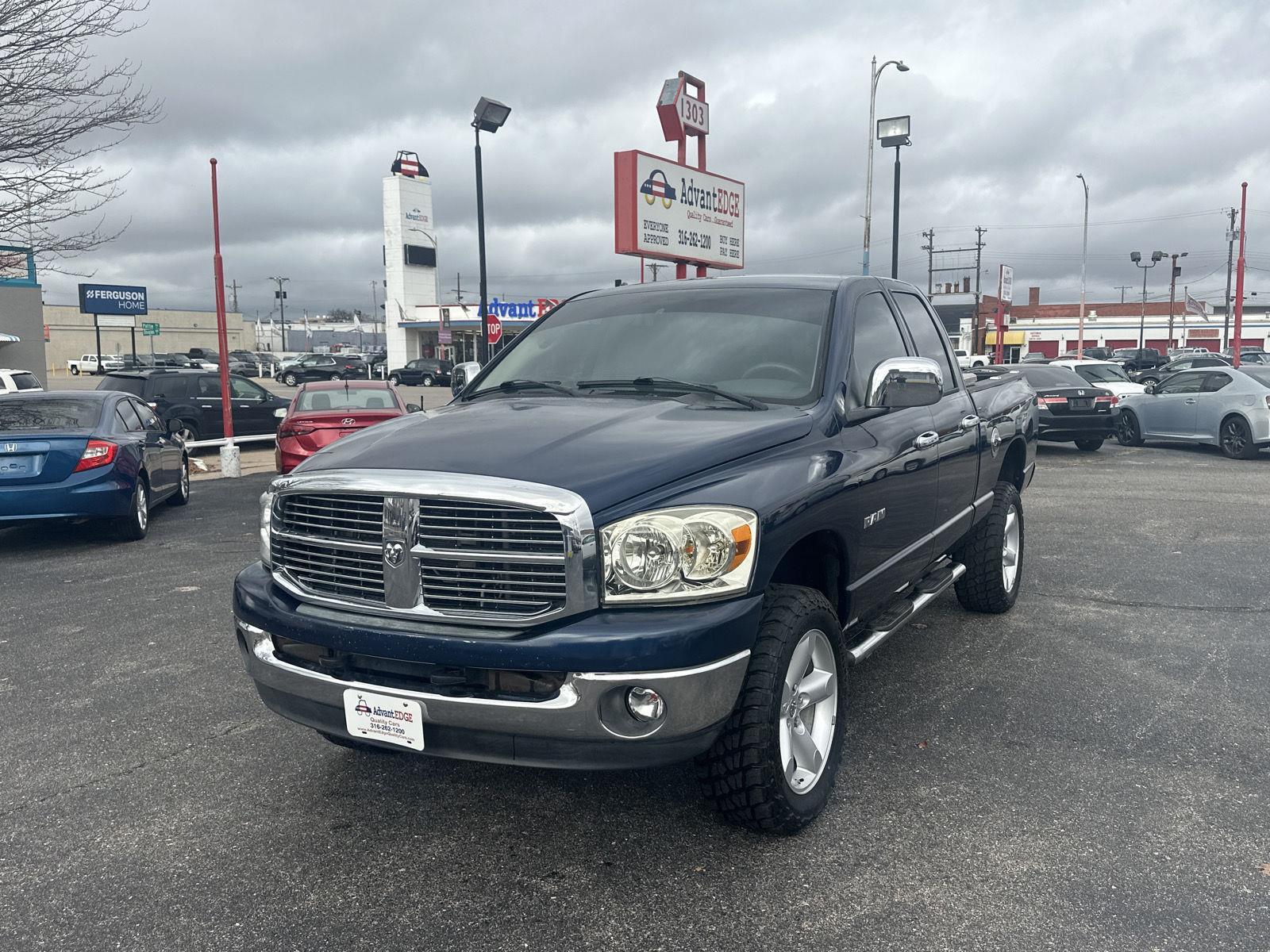 2008 Dodge Ram SLT photo 3