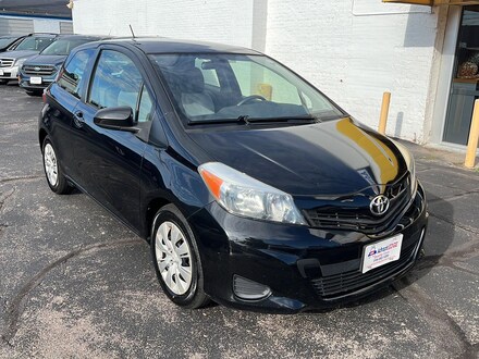 2014 Toyota Yaris L Liftback