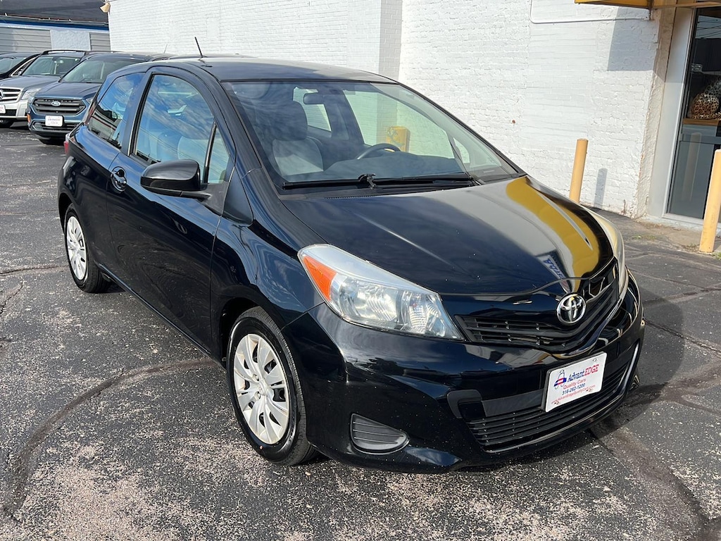 Used 2014 Toyota Yaris L Liftback
