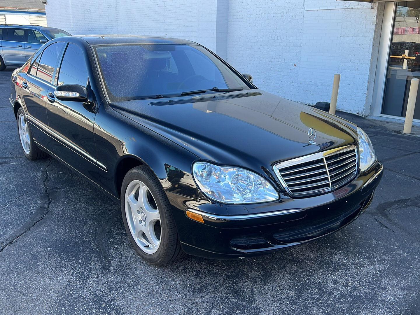  Mercedes-Benz S-Class
