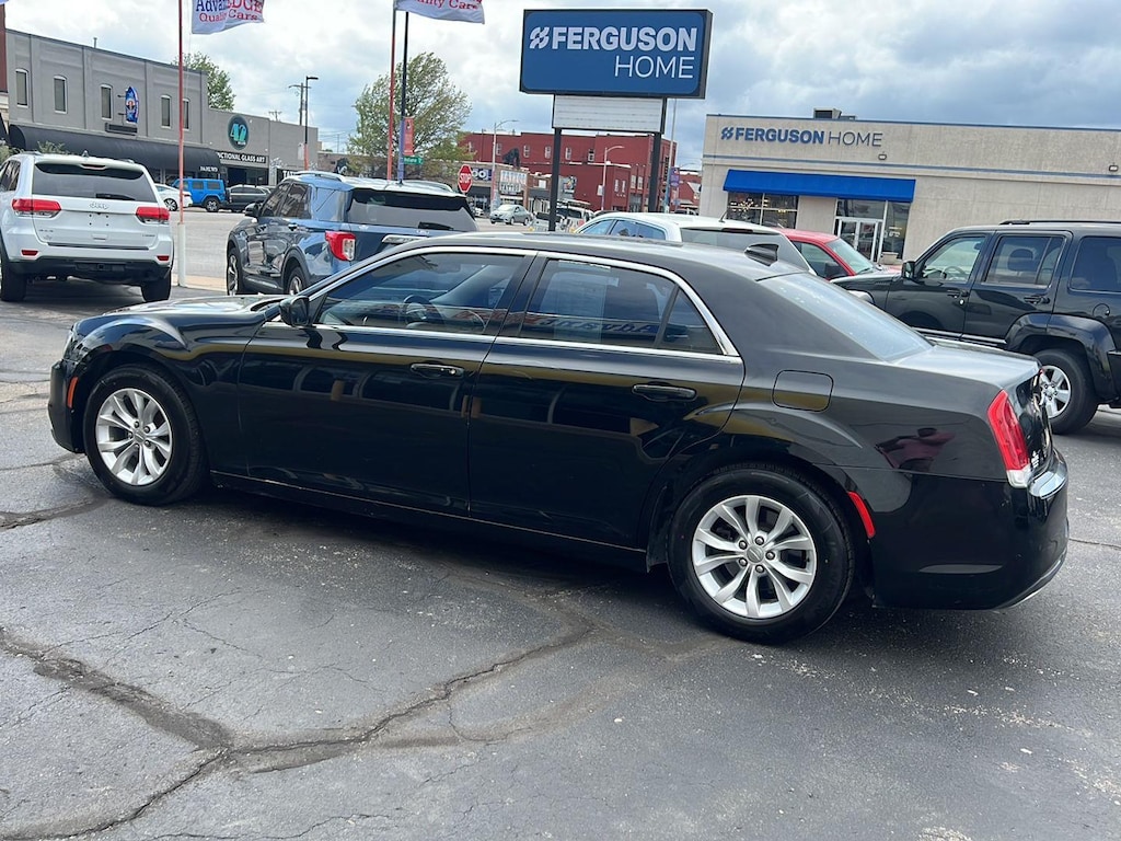 Used 2015 Chrysler 300 Limited Sedan