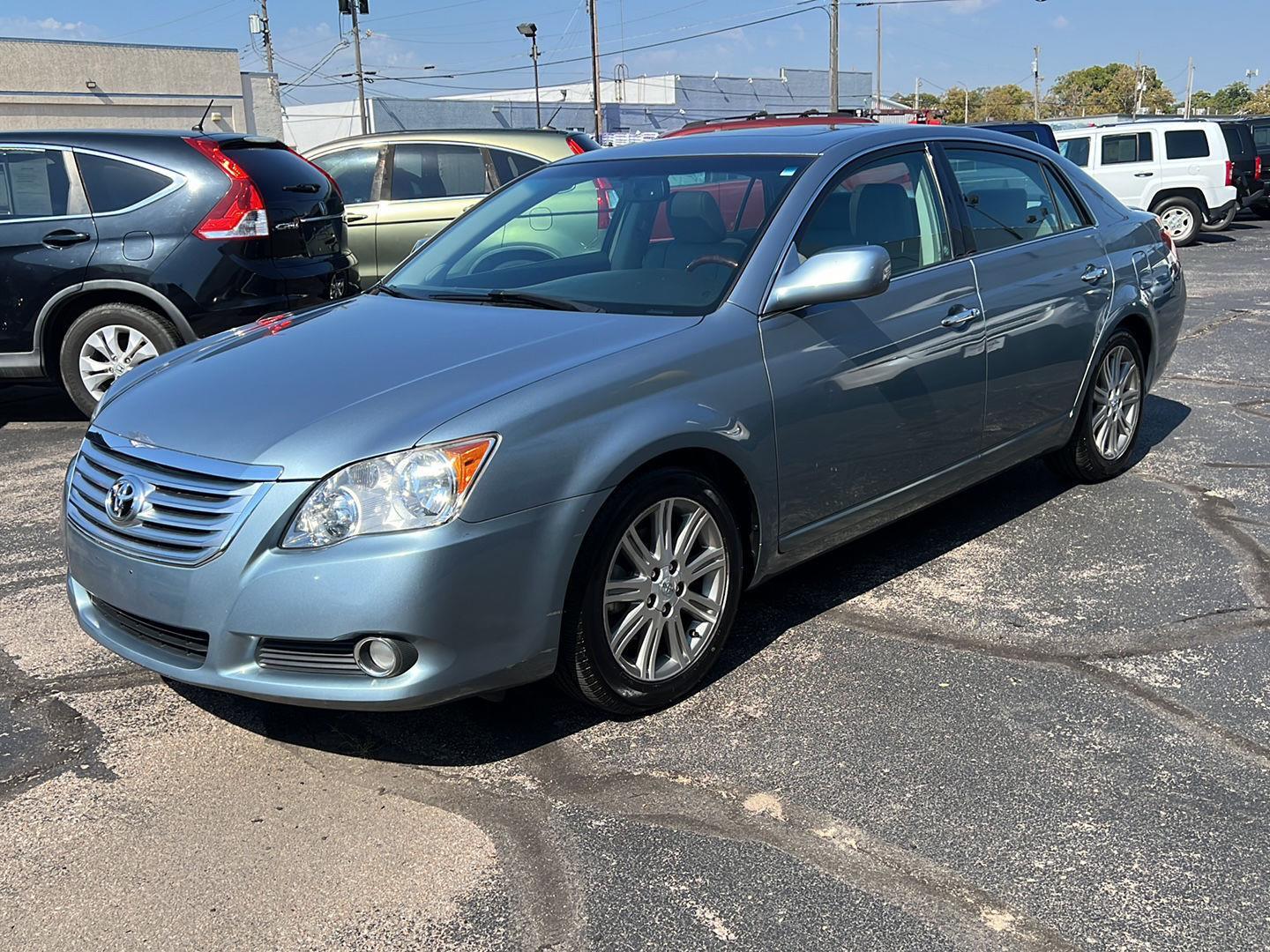 2010 Toyota Avalon Limited photo 3