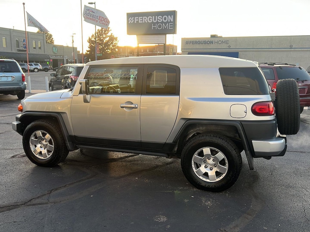 Used 2007 Toyota FJ Cruiser SUV