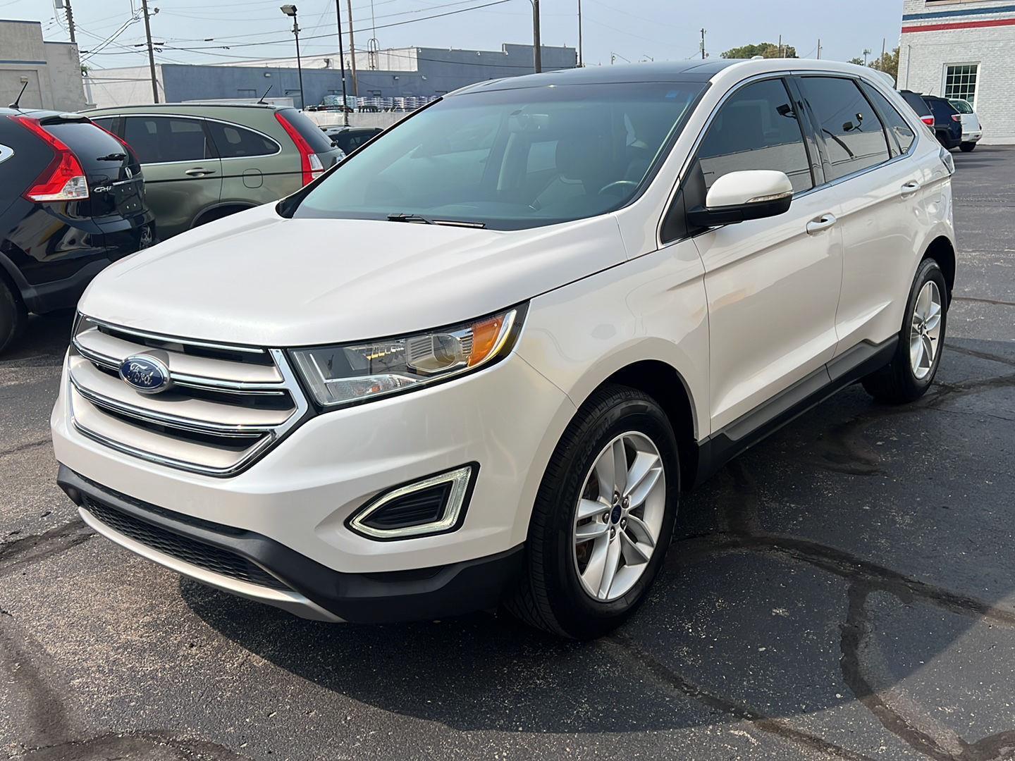 2015 Ford Edge SEL photo 3