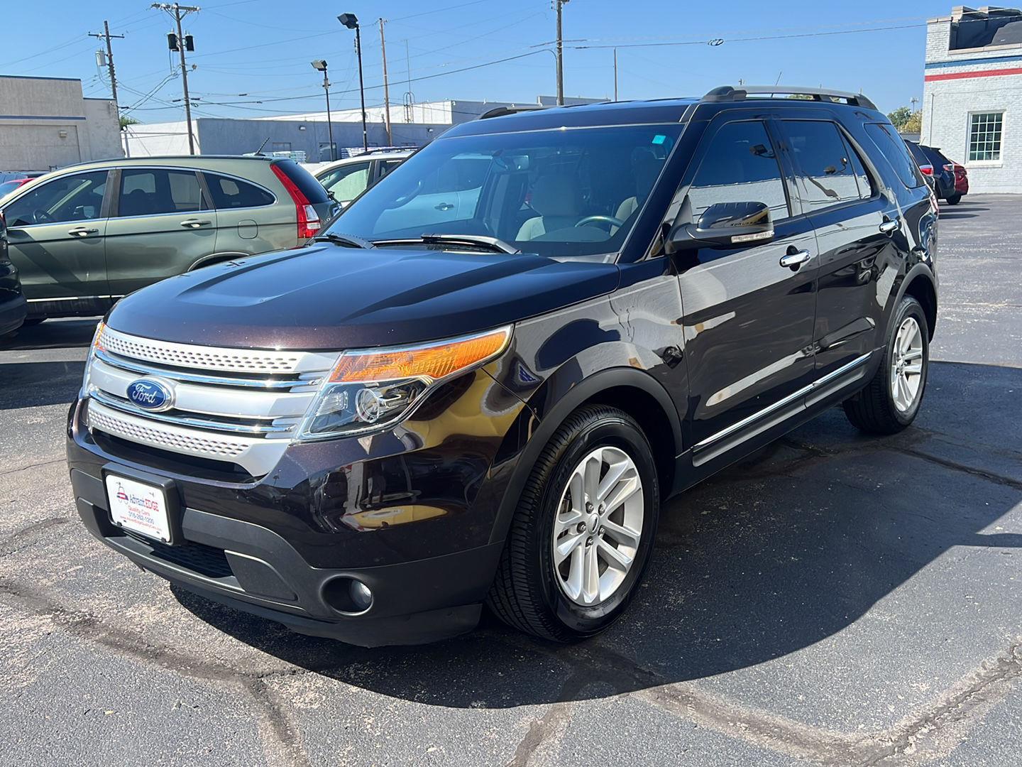 2013 Ford Explorer XLT photo 3