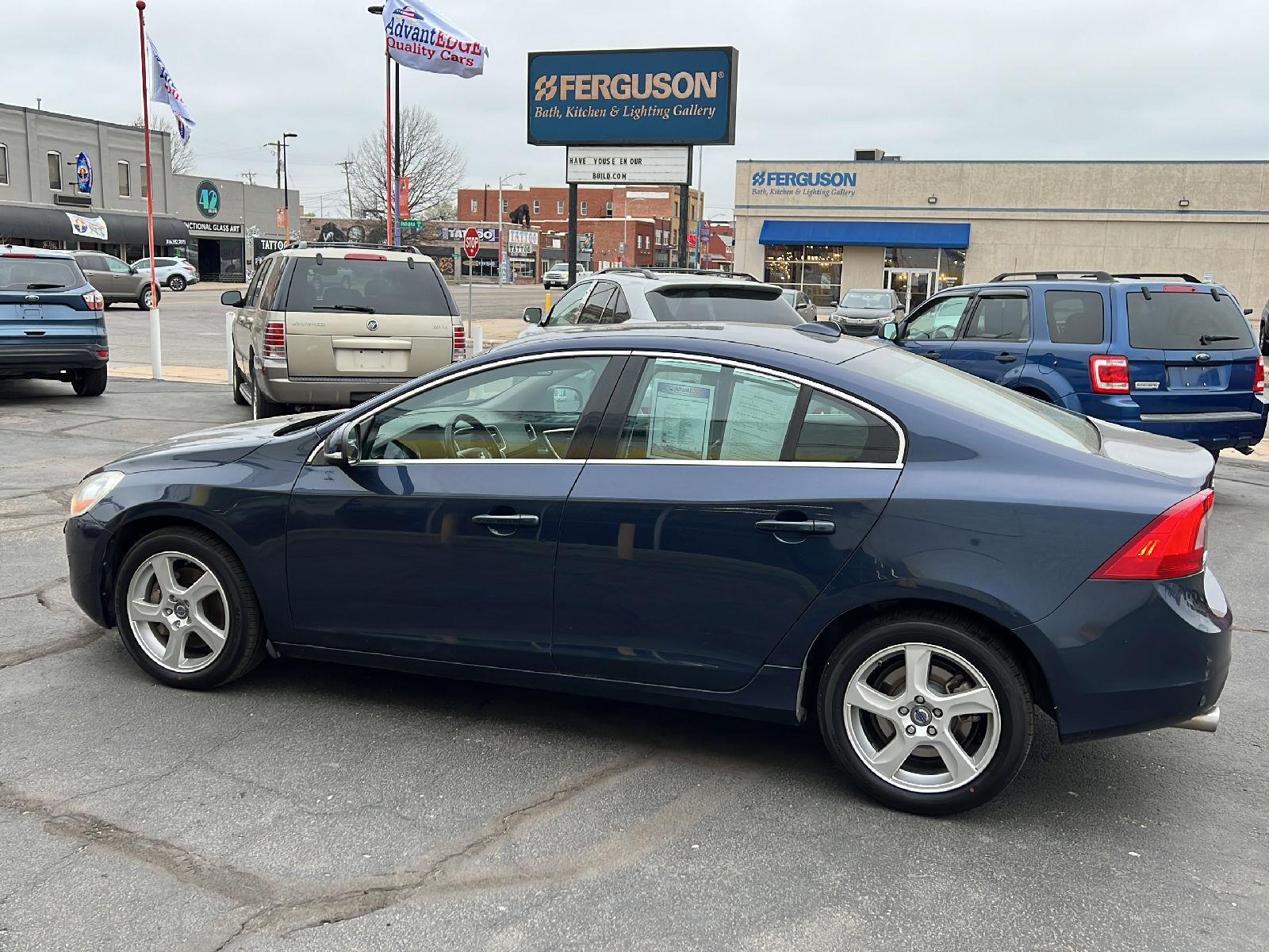 2013 Volvo S60 T5 photo 4