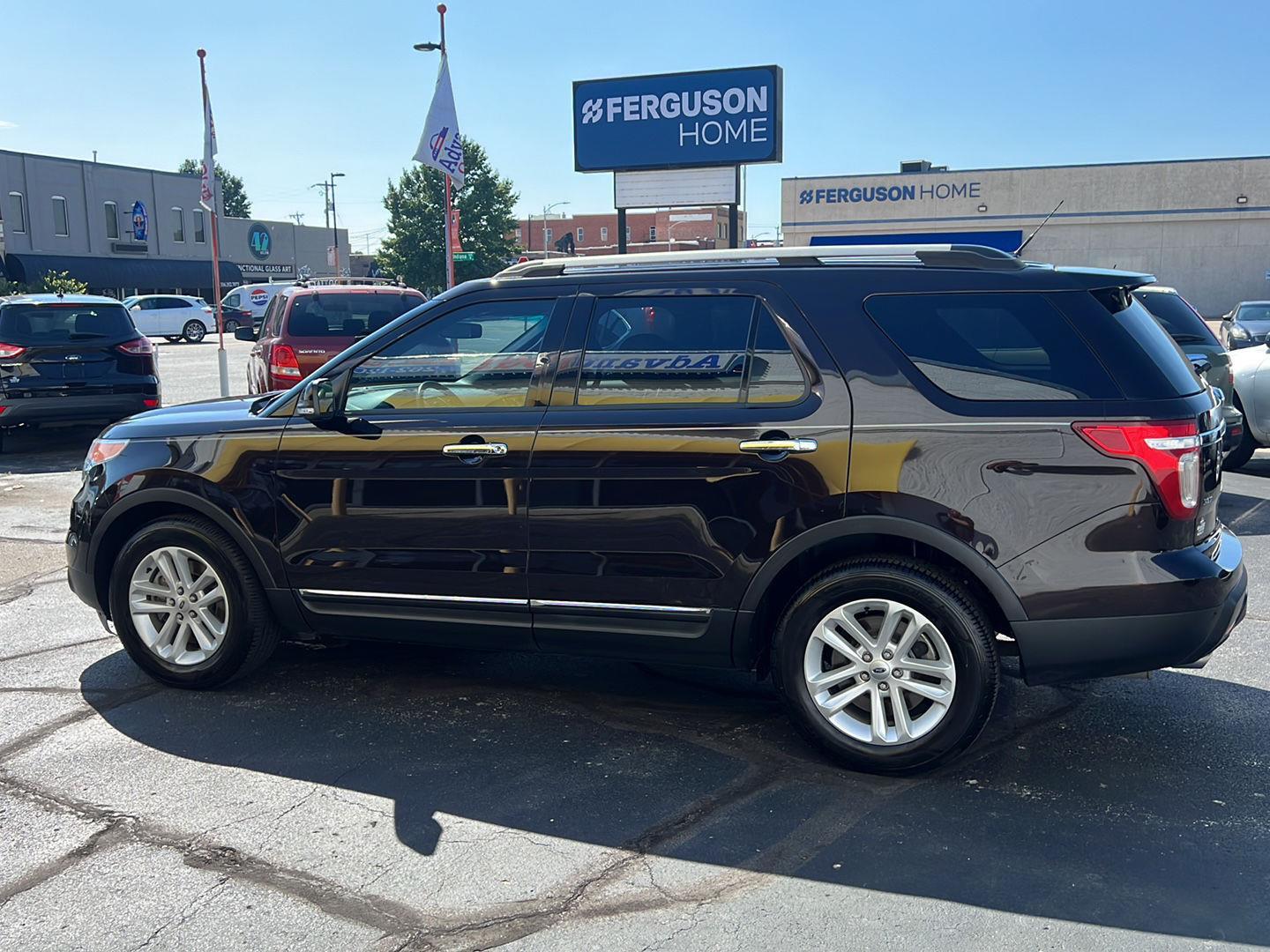 2013 Ford Explorer XLT photo 4
