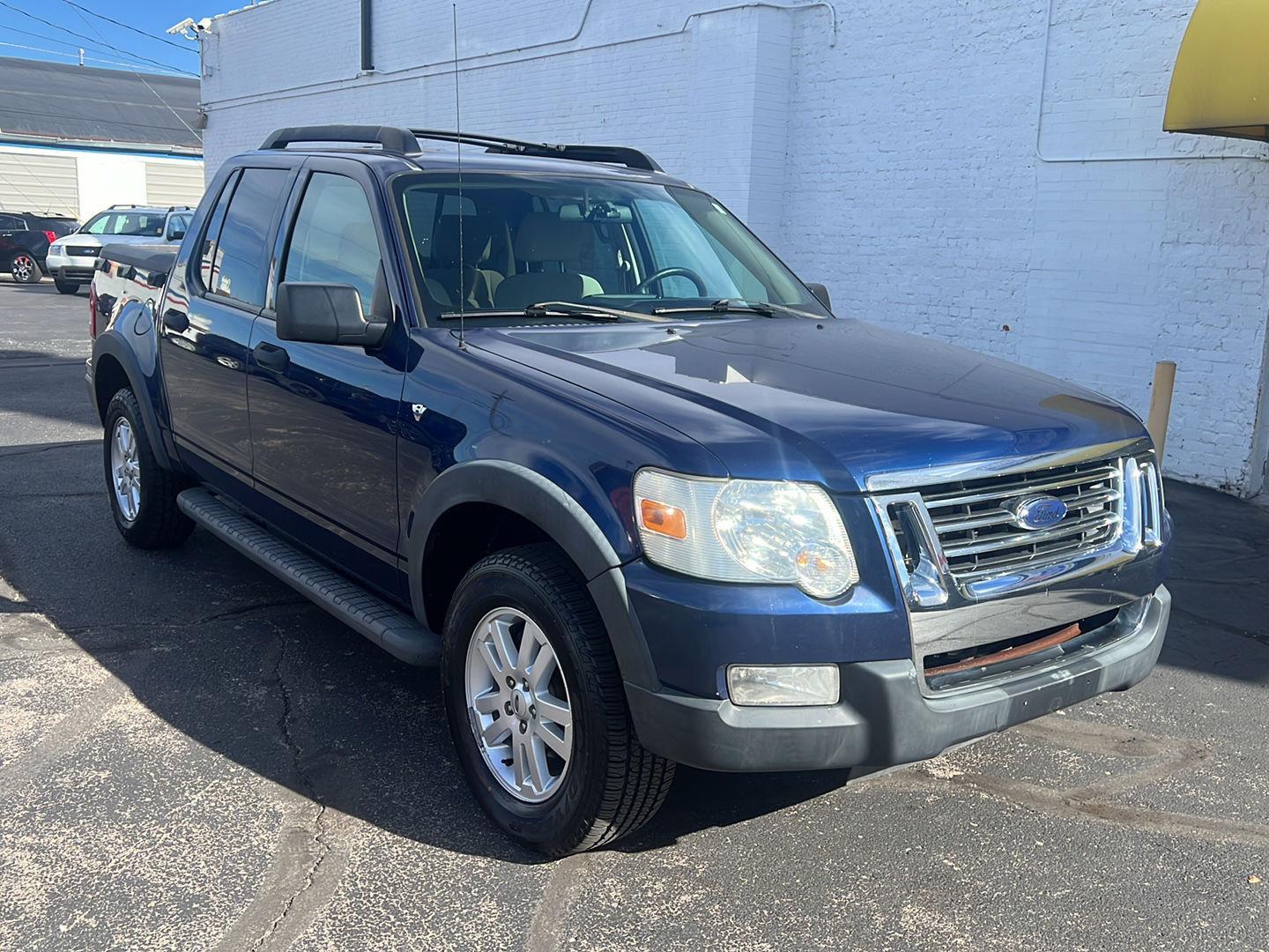 2008 Ford Explorer Sport Trac XLT's photo