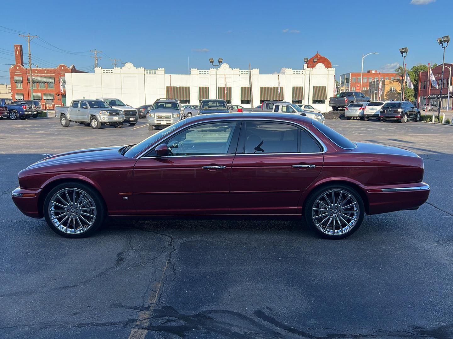 2004 Jaguar XJ XJR photo 3