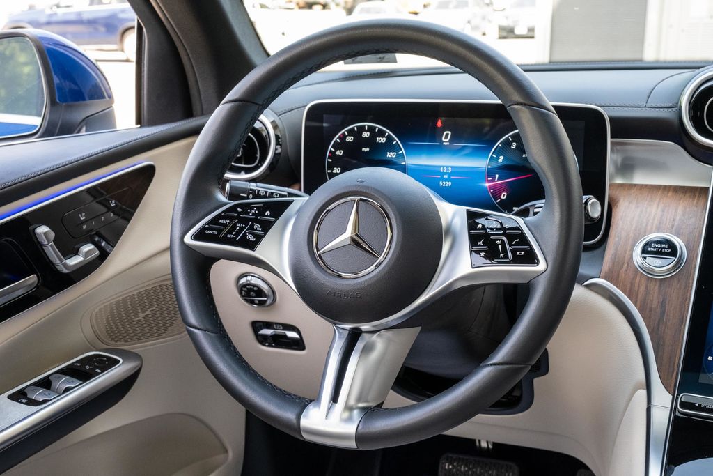 2024 Mercedes-Benz GLC GLC 300 - Photo 22