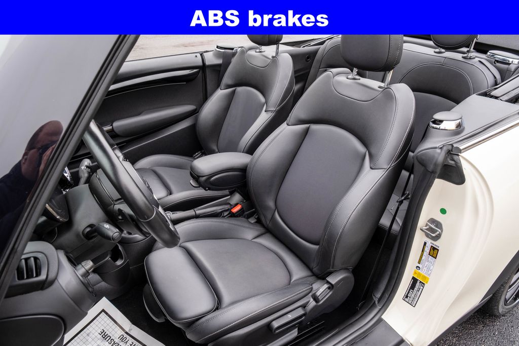 2023 MINI Convertible S - Photo 13