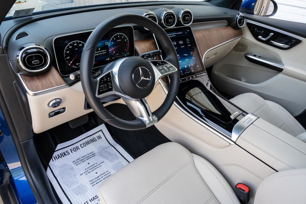 2024 Mercedes-Benz GLC GLC 300 - Photo 15