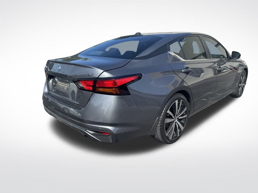 2020 Nissan Altima 2.5 SR photo 4