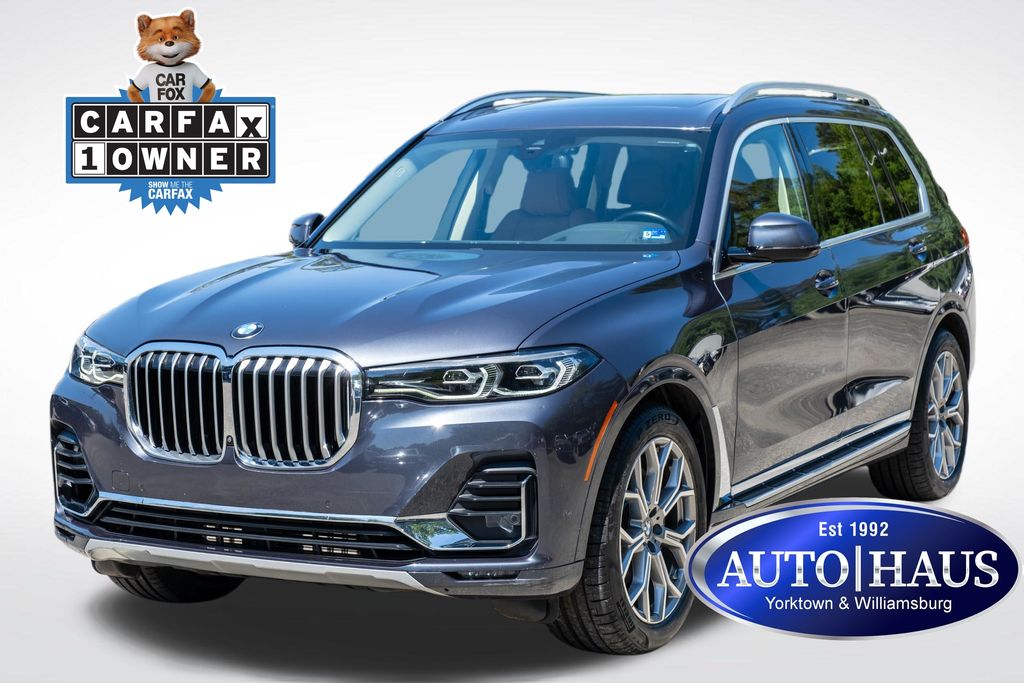 2021 BMW X7 xDrive40i's photo