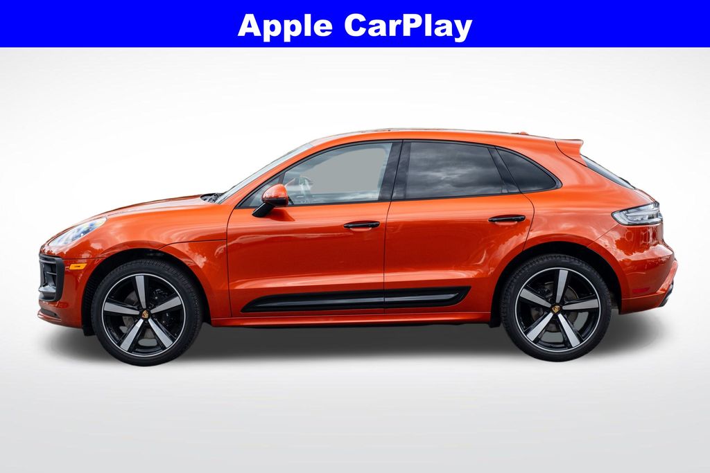 2024 Porsche Macan S photo 3
