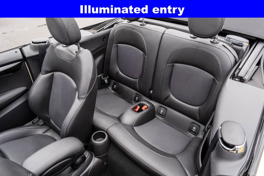 2023 MINI Convertible S - Photo 24