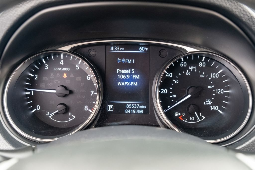 Used 2016 Nissan Rogue SV SUV