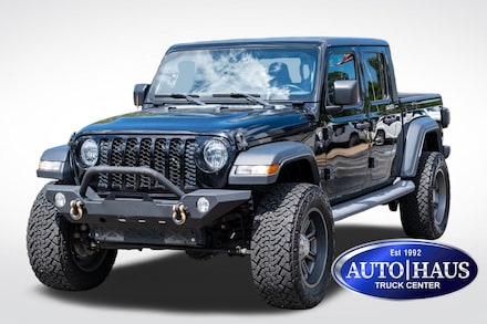 2020 Jeep Gladiator Sport Truck