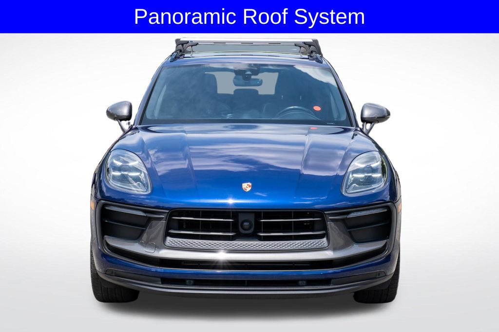 2023 Porsche Macan T - Photo 11