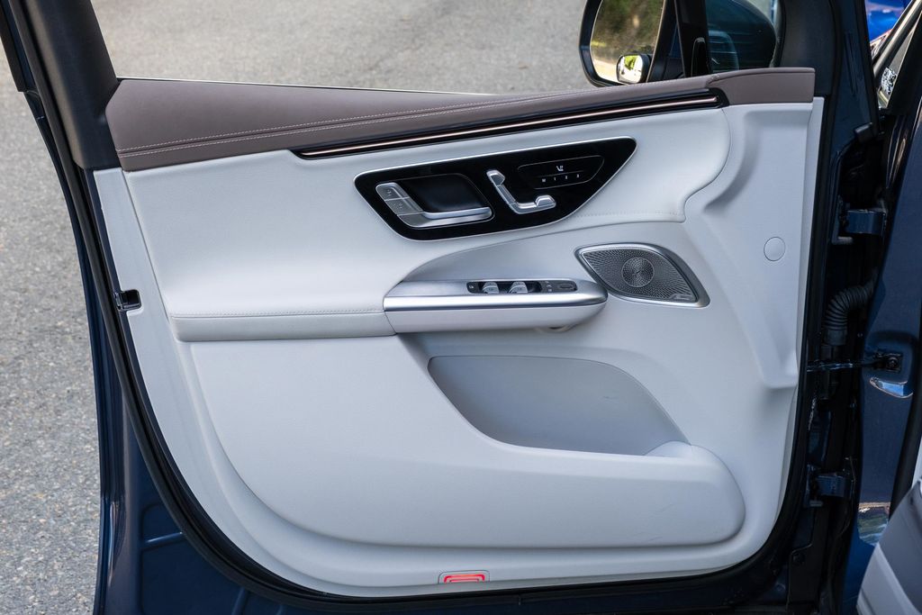2023 Mercedes-Benz EQE SUV Base - Photo 13