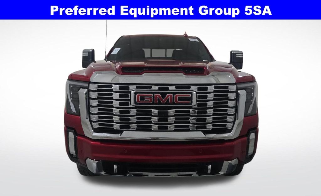 2024 Gmc Sierra 2500 HD Denali photo 2