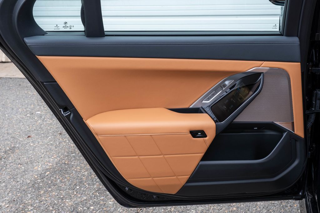 2023 BMW 7 Series 740i - Photo 29