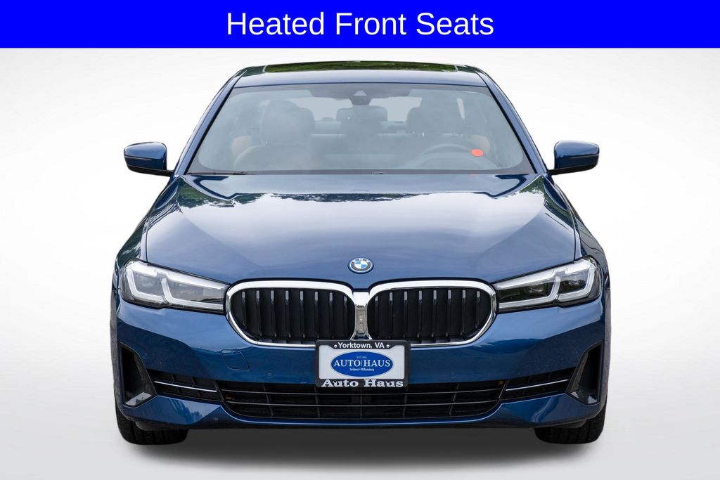 2023 BMW 5 Series 530e - Photo 11