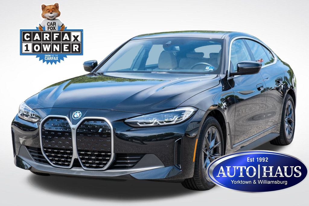 2024 BMW i4 eDrive35's photo