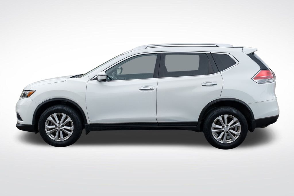 Used 2016 Nissan Rogue SV SUV